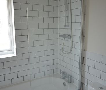 2 Bed Semi-Detached House, Ascot Gardens, LS10 - Photo 5