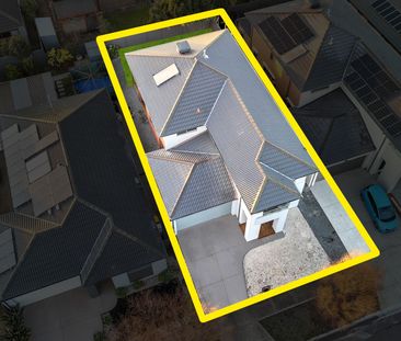 Modern Double-Storey Retreat in the Heart of Heartlands Estate! - Photo 4