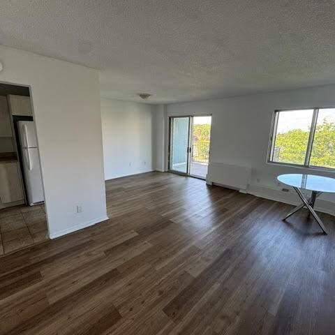 Tous inclus! Appartement disponible maintenant! - Photo 1