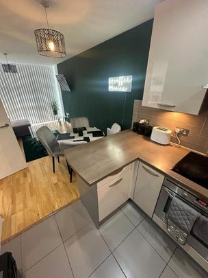 1 Bed Flat, Cheapside, L2 - Photo 1