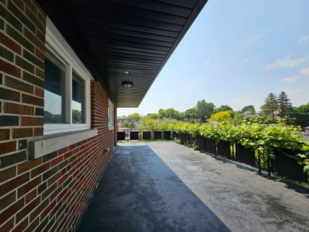 For Lease - 2170B Dufferin Street Unit# Upper Lvl, Toronto, Ontario - Photo 4