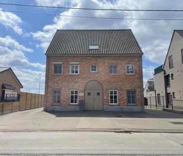 Appartement met 3 slaapkamers en terras - Photo 1