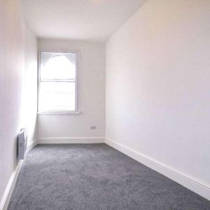 Lyons Grove, Consort Street, Stoke, Stn, ST4 - Photo 2