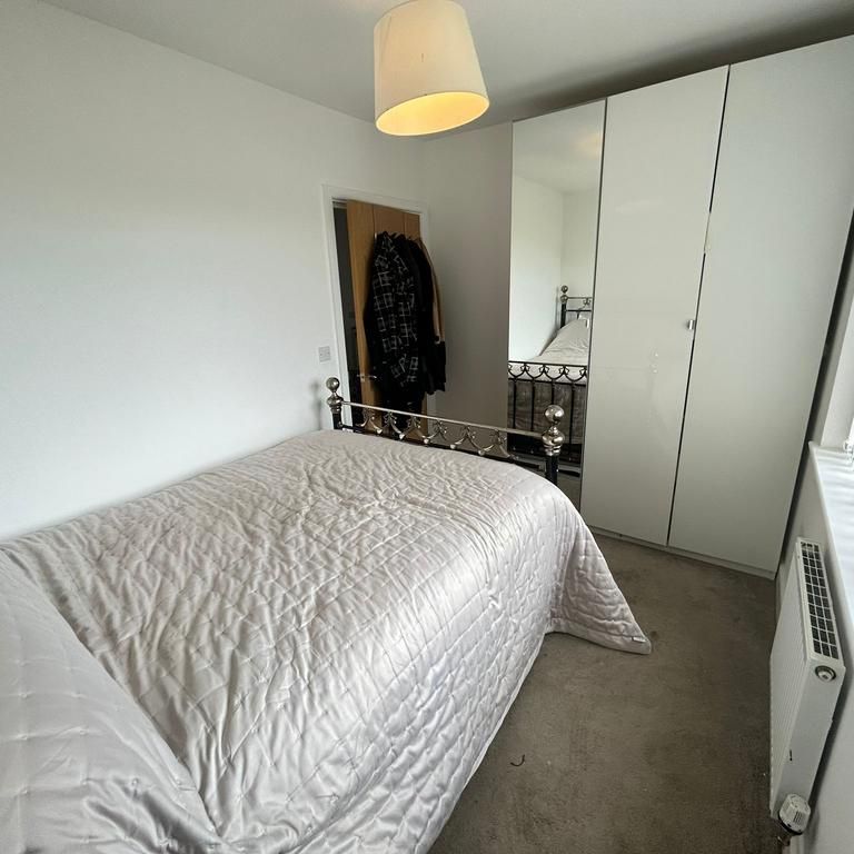 4 bedroom apartment to rent - Photo 1