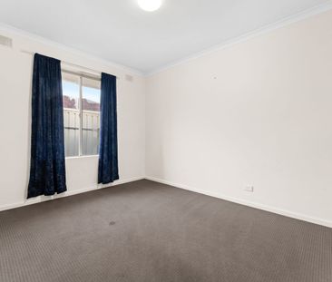 2 Bedroom Unit Located in Lovely Prospect Area - Available Now - Photo 3