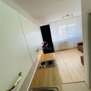 Garsoniera Renovata UMT - Fotografie 3