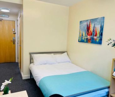 Silver Ensuite - Photo 6