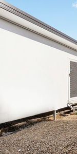 NEAT & TIDY TWO BEDROOM GRANNY FLAT! - Photo 4