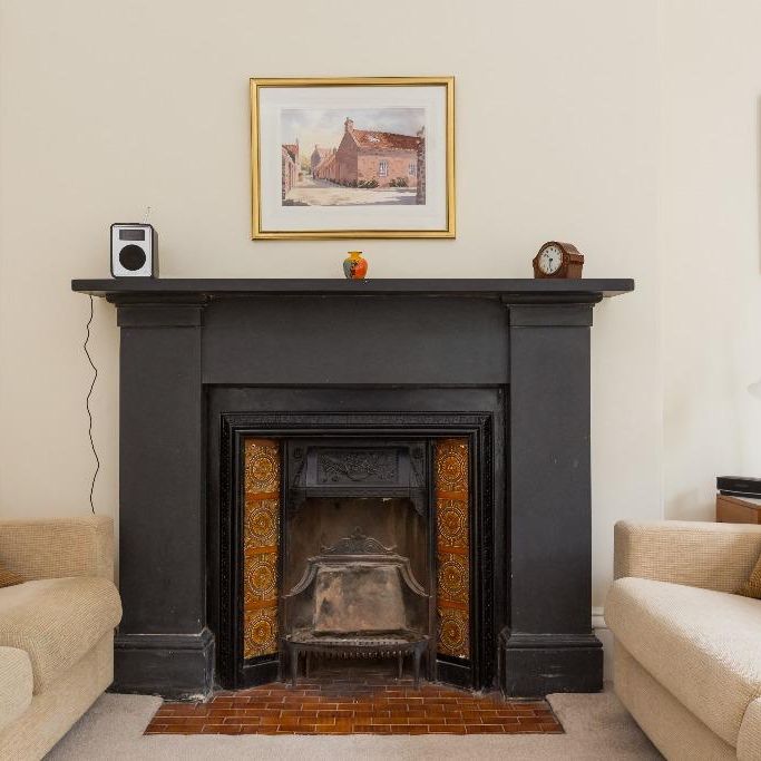 3 bedroom flat to rent - Photo 1
