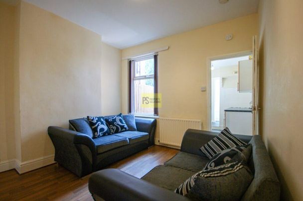 2 bedroom terraced house to rent - Photo 1