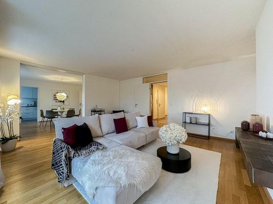 Ihr Zuhause: 6.5-Zi.-Whg.  Perfekt für Familien, WGs und Expats - Photo 1