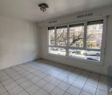 Location Appartement 1 pièces 25 m2 à Chelles - Photo 3