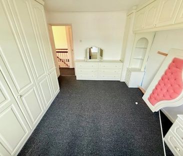 4 bedroom House To Let - Photo 1