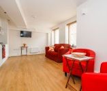 1 bed Apartment - To Let - Photo 2
