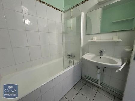 Location Appartement 2 pièces 41m² BEAUVAIS 60000 - Photo 3
