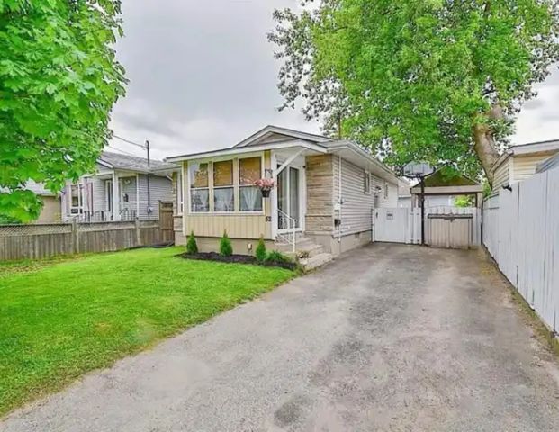 Lower- 52 Bogart Street | 52 Bogart Street, St. Catharines - Photo 1
