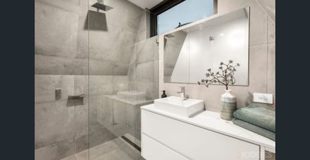 Please contact Molly Rogerson to arrange an inspection; SandringhamPM2@hodges.com.au - Photo 3