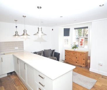 3 bedroom apartment to rent High Street, Wivenhoe, Colchester, Esse... - Photo 5