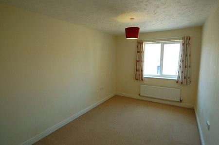 3 bedroom detached house to rent - Photo 3