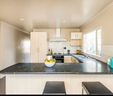 Ready to move in - Photo 2