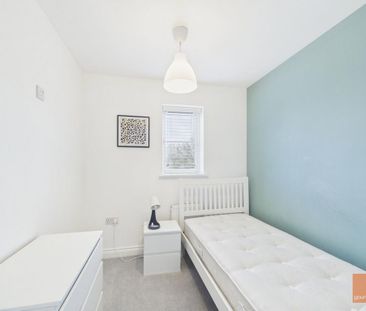 3 bedroom semi-detached house to rent - Photo 6