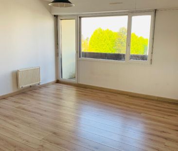 A LOUER Appartement 50000 Saint-Lô PROCHE COMMERCES 1 pièce 29.47 m² - Photo 2