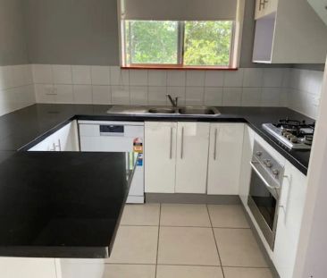 “First Floor Unit in Moorooka” - Photo 5