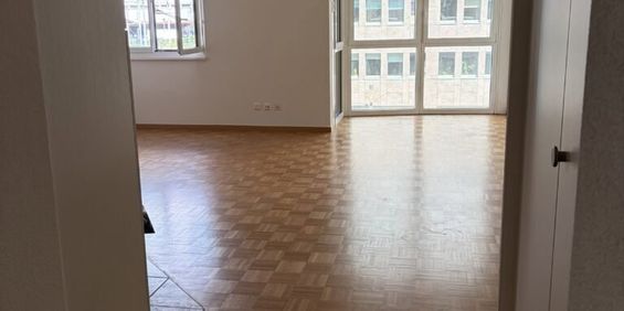 1.5 Zimmer, 44 m², 2. Stock - Foto 3