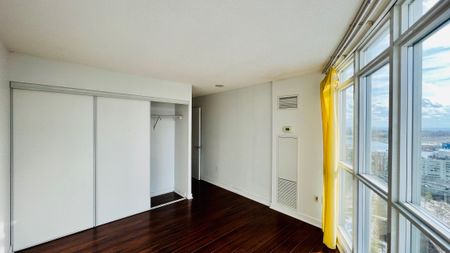 For Lease - 21 Iceboat Terrace Unit# 2509, Toronto, Ontario - Photo 5