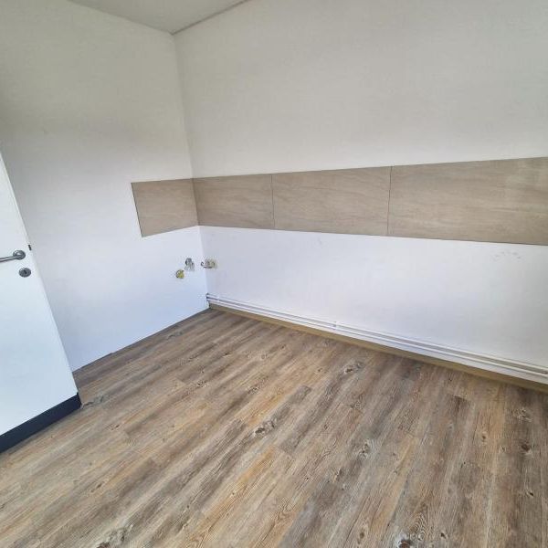 Geräumiger, klimatisierter Behandlungsraum (48m²) in zentraler Lage in Fürstenfeld - ab sofort zum Mieten! - Photo 1