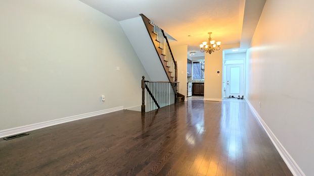 For Lease - 22 Market Garden Mews, Toronto, Ontario - Photo 1