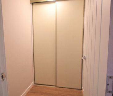 Windsor Court - Photo 3