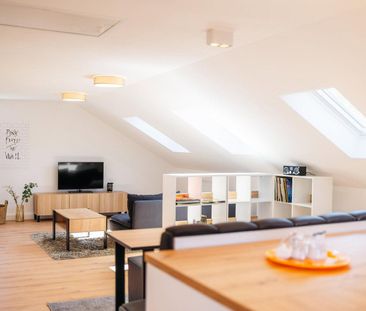 Pronájem bytu 2+1 • 54 m² bez realitky, Bavorsko - Photo 2