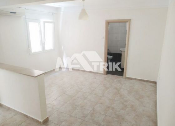 Studio/Γκαρσονιέρα για ενοικίαση Πλατεία Ναυαρίνου (Κέντρο Θεσσαλονίκης) - Photo 1