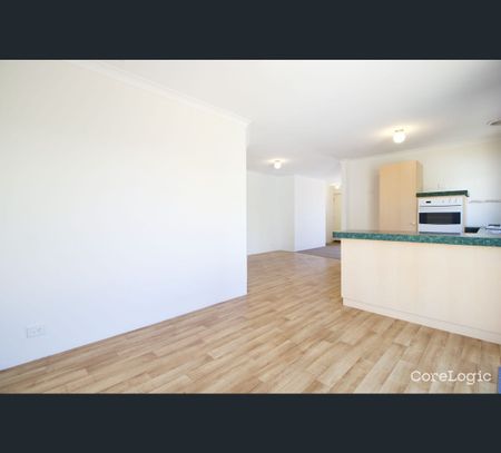 4/48 Gnangara Drive, Waikiki, WA 6169 - Photo 4