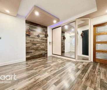 3 bedroom semi-detached house to rent - Photo 6