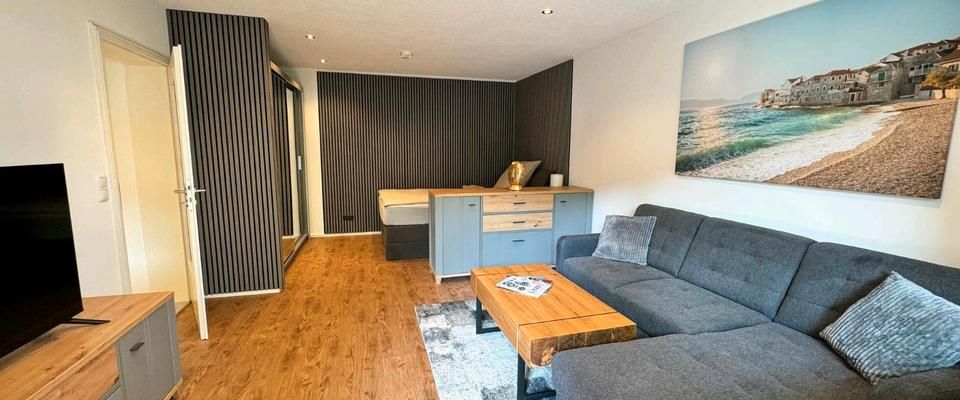 Traum-Single-Wohnung: Voll möbeliert mit großen Balkon - Foto 1