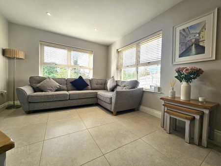 5 Killeen Manor, Antrim, BT41 1RP - Photo 3