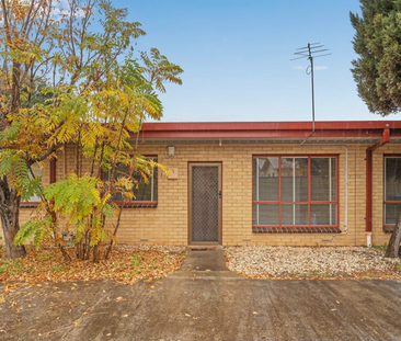 2/7 Parker Street, Werribee VIC, Belconnen - Photo 5