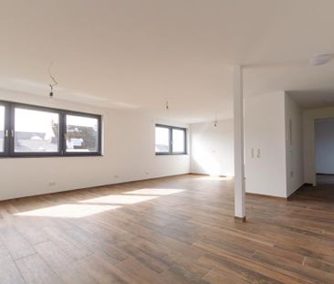 2-Zimmer-DG-Wohnung mit gehobener Innenausstattung & Stellplatz - Photo 1