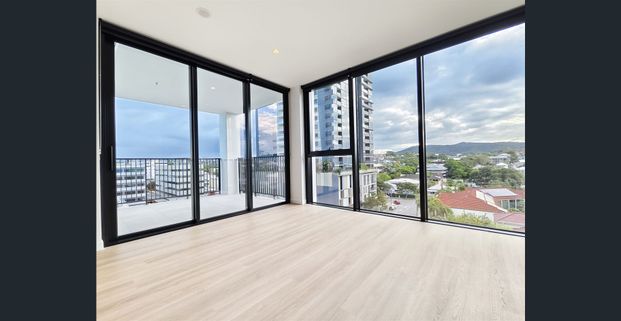 Unit 605 - Luxury 2 Bedroom Apartment in Toowong - Photo 1