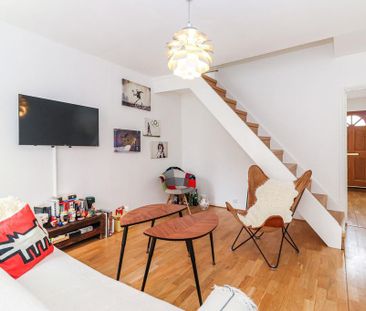 2 bedroom terraced house to rent - Photo 2