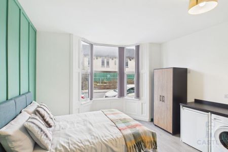 6 bedroom terraced house to rent - Photo 3