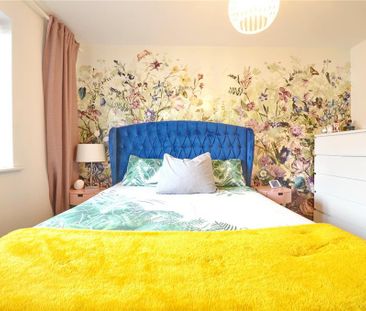 4 bedroom semi-detached house to rent - Photo 6