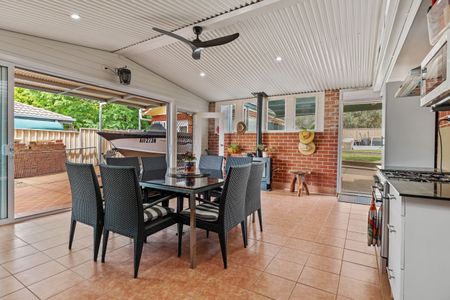 21 Lamilla Street Glenfield Park NSW - Photo 3