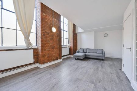 1 bedroom flat to rent - Photo 3