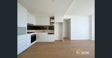 Near New Modern 2 Bedroom Apartment Walking Distance to Homebush Station - Photo 4