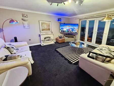 2 bedroom apartment to rent - Photo 2