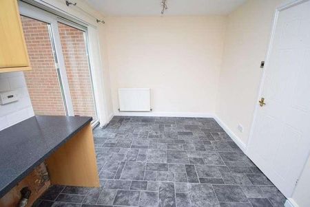 Holly Mede, Ossett, WF5 - Photo 3