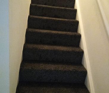 3 Bed Semi-Detached House, Eastpark Close, M13 - Photo 1